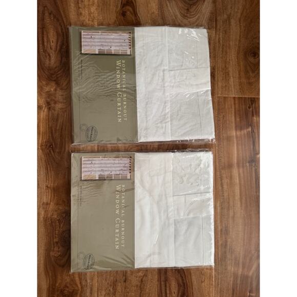 World Market Botanical Burnout Window Curtain Panels 44 X 84- Set of 2 NEW - Picture 3 of 6